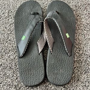 Sanuk flip flops